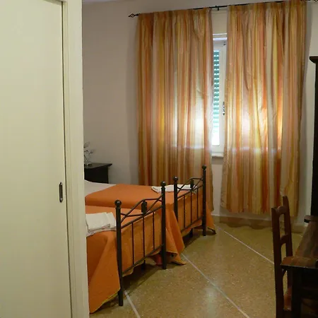 Hotel Santa Costanza *