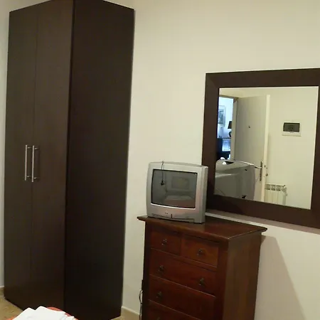 Santa Costanza Hotel *