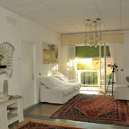 Hotel Santa Costanza *