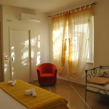 Hotel Santa Costanza *